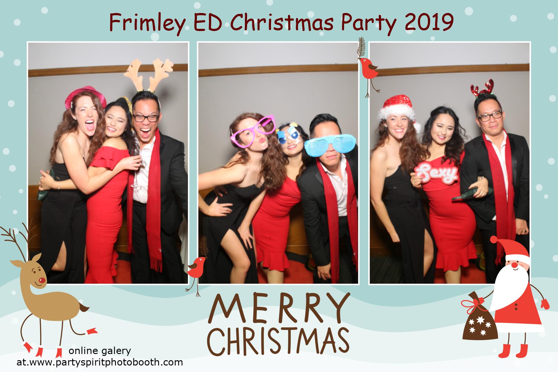 Christmas Party | View more photos from the event at gallery.partyspiritphotobooth.com/u/PartySpiritPhotoBooth/Christmas-Party-1